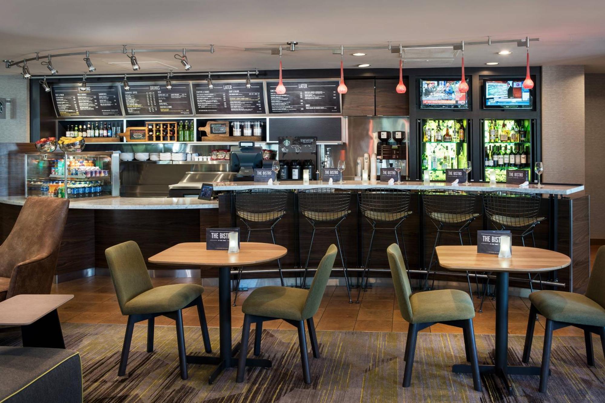 Courtyard By Marriott Richmond Berkeley Hotell Exteriör bild