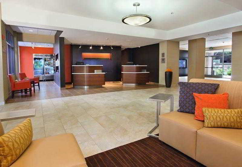 Courtyard By Marriott Richmond Berkeley Hotell Exteriör bild