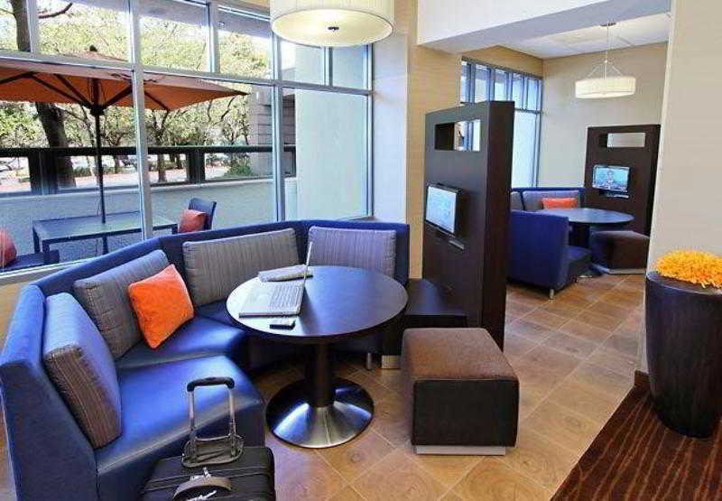 Courtyard By Marriott Richmond Berkeley Hotell Exteriör bild